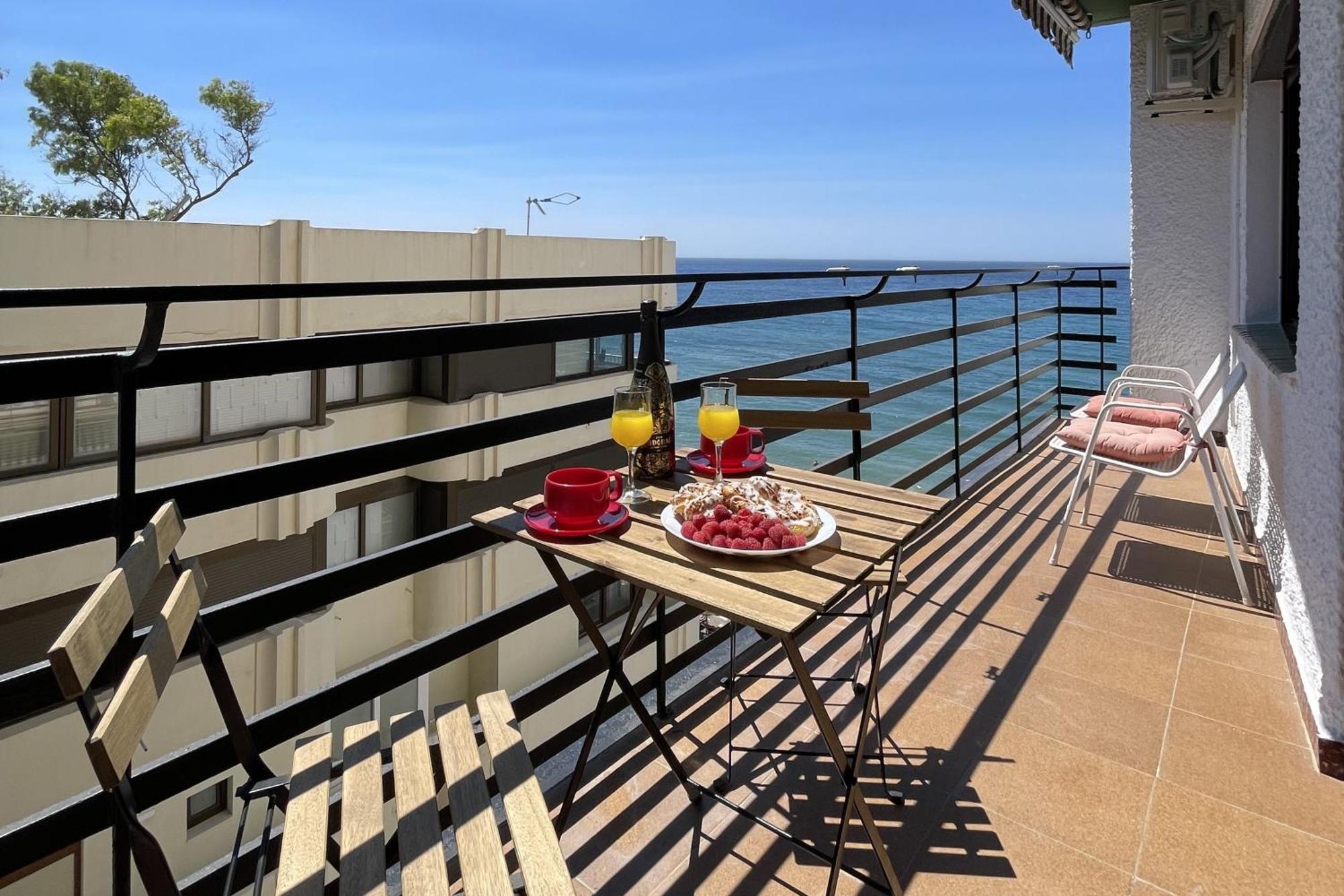 Mediterraneo 508. Fantastic Studio On The Beachfront With Sea Views. Marbella Zewnętrze zdjęcie